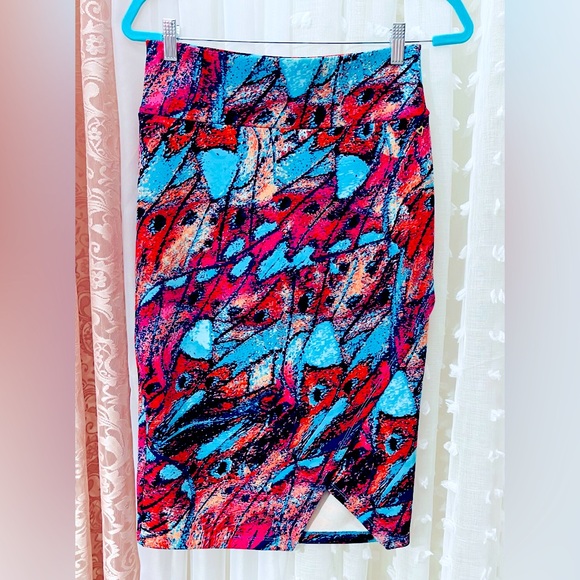 Thalia Sodi Dresses & Skirts - ✨ FREE with Bundle! ✨Thalia Sodi Scuba Pencil Skirt
